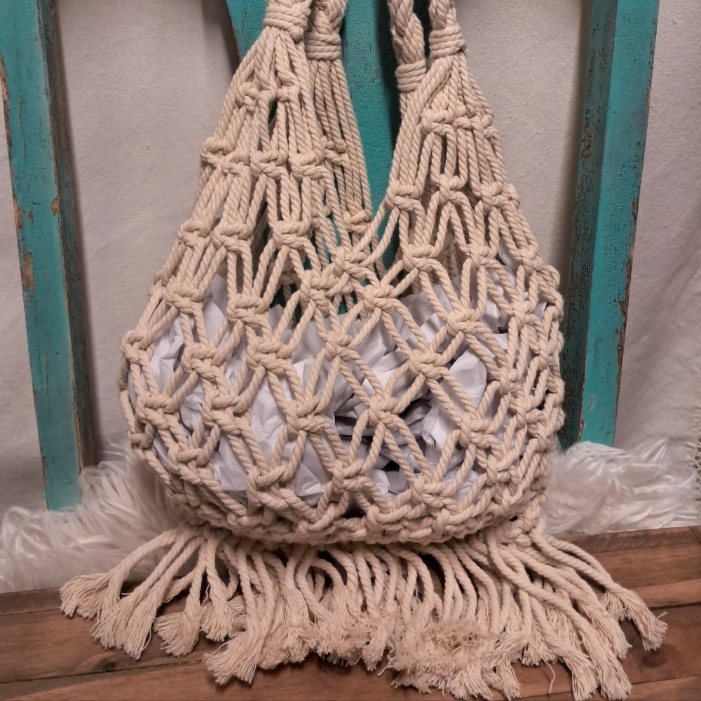Crocheted Handbag - Picture 3 of 3